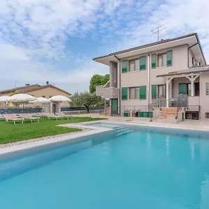  Appartamento -free Pool And Parking- Garda House